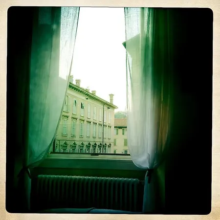 B&B Bonne Nuit Oda ve Kahvaltı Bergamo
